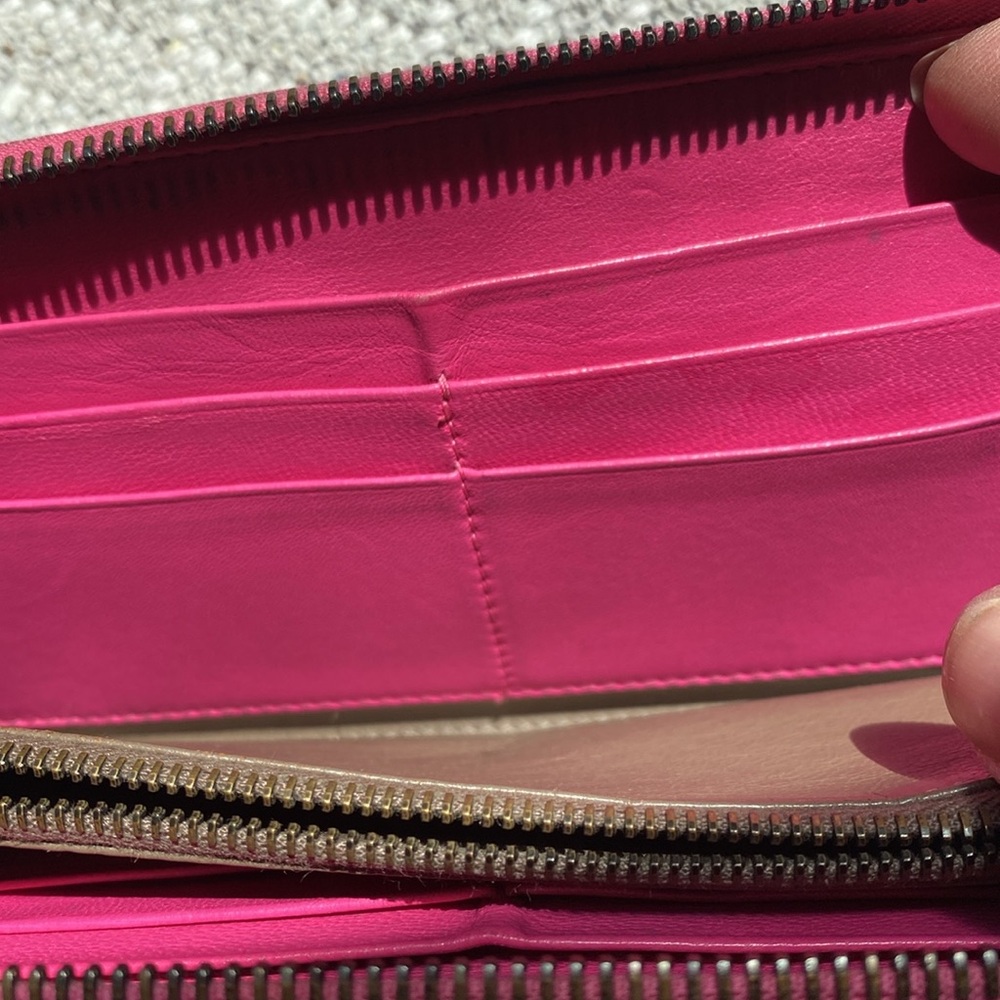 Bottega Veneta  zip around wallet - pink - Picture 13 of 16